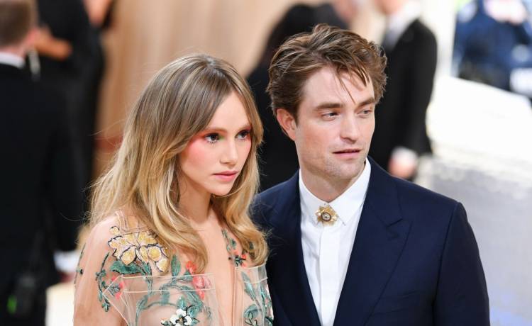 Robert Pattinson i Suki Waterhouse, fot. Rex Features/East News